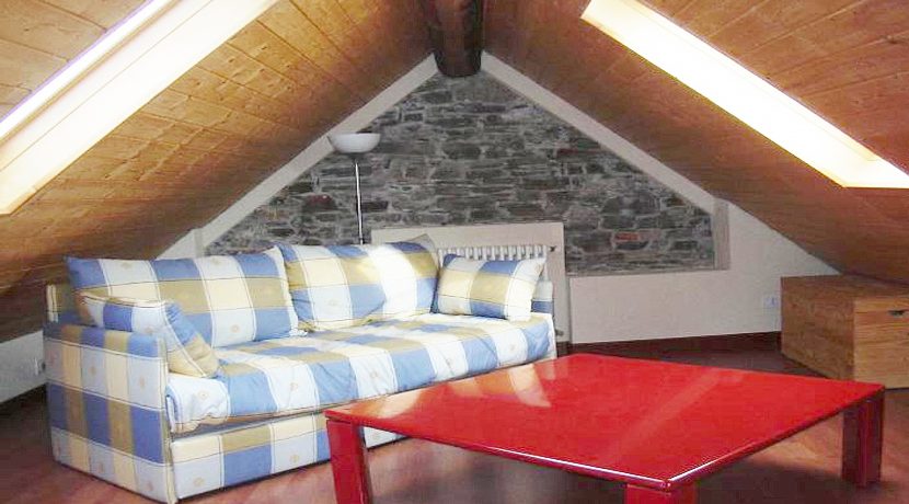 ORTA Appartamento con terrazzo