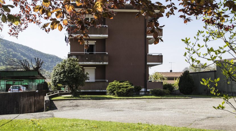 ARMENO Appartamento con giardino e orto