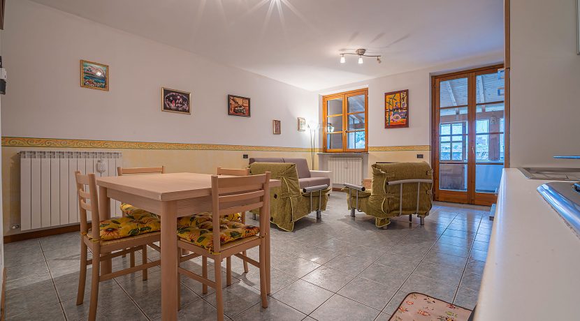 ortalloggi-pella4