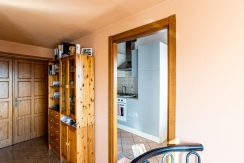 ortalloggi_miasino_carcegna_appartamento_ristrutturato_cucina3_2800x1800