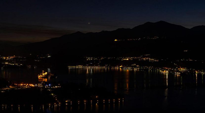 ortalloggi_appartamento_vista_lago_miasino_23_2800x1800