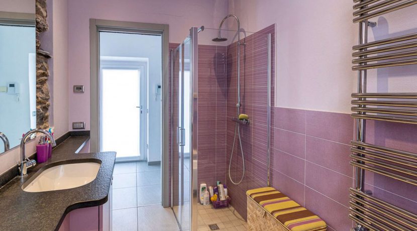 ortalakehome_miasino_appartamento-6-1-olcs2s2bd0fiwj7028k0k9otyvnif25rxd73maeijc_2800x1800