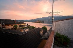 ORTA Casa di una metratura unica per il centro storico di Orta!