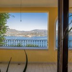 PELLA Villa moderna con ottima vista lago