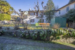 ORTA Villetta con giardino e accesso carrale