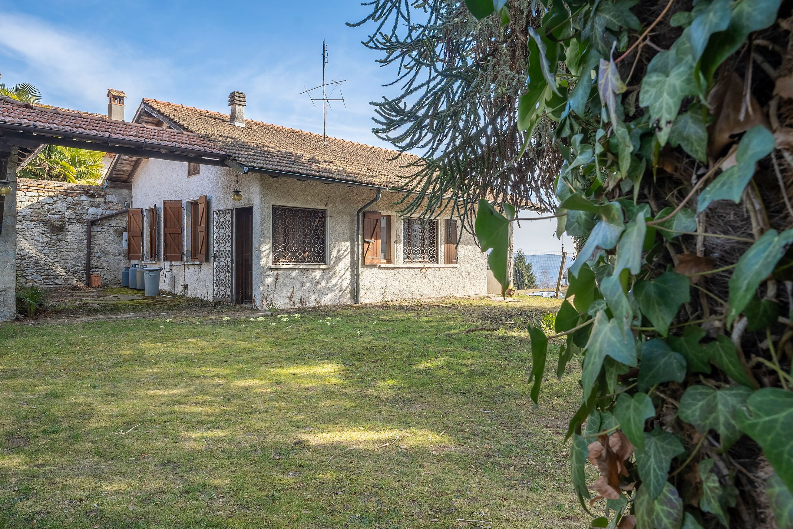 MADONNA DEL SASSO Indipendant house with a private garden