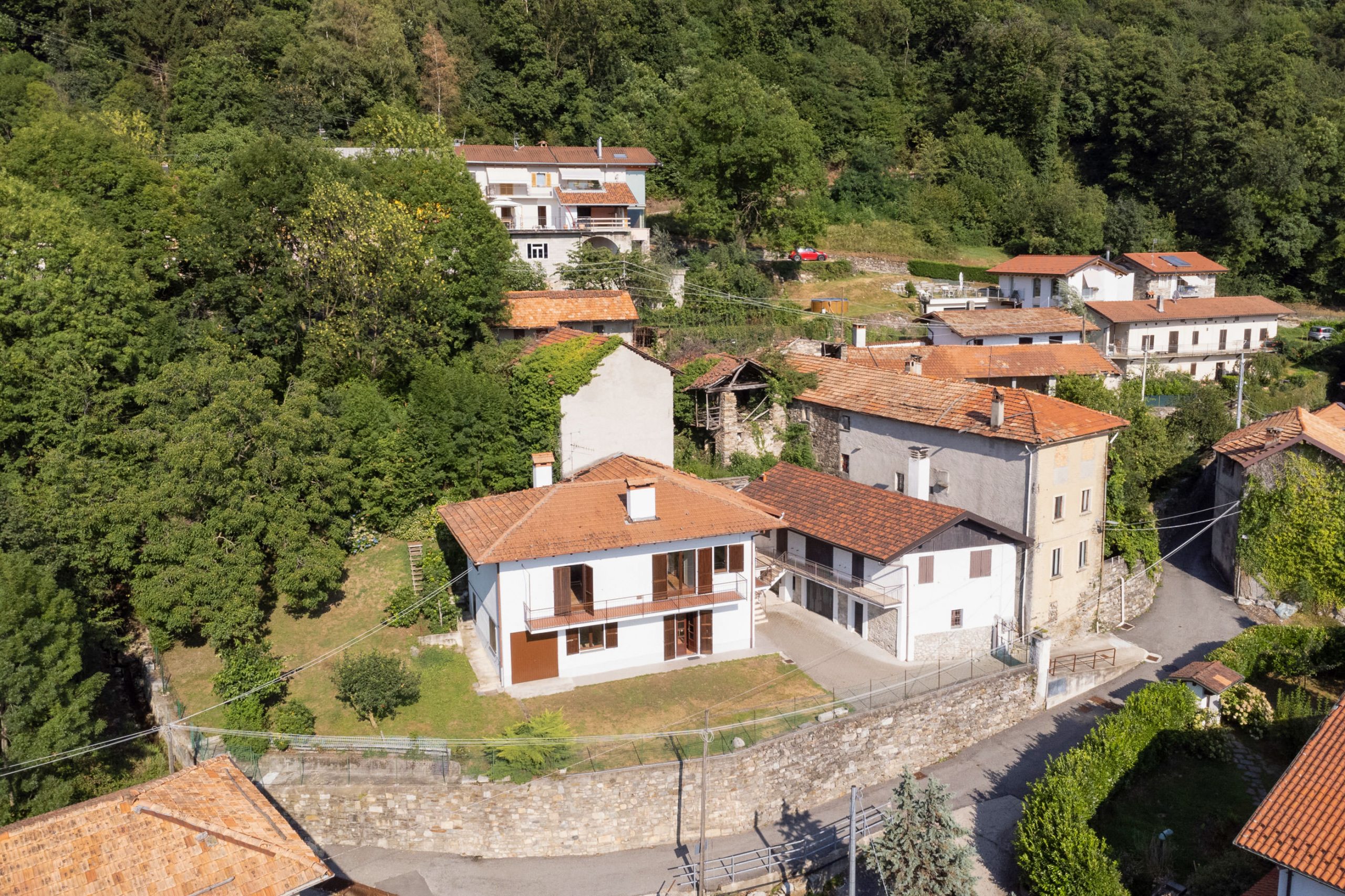 ARMENO Independent home consisting of 2 apartments