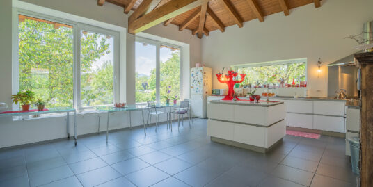 BOLZANO NOVARESE – Villa indipendente con giardino