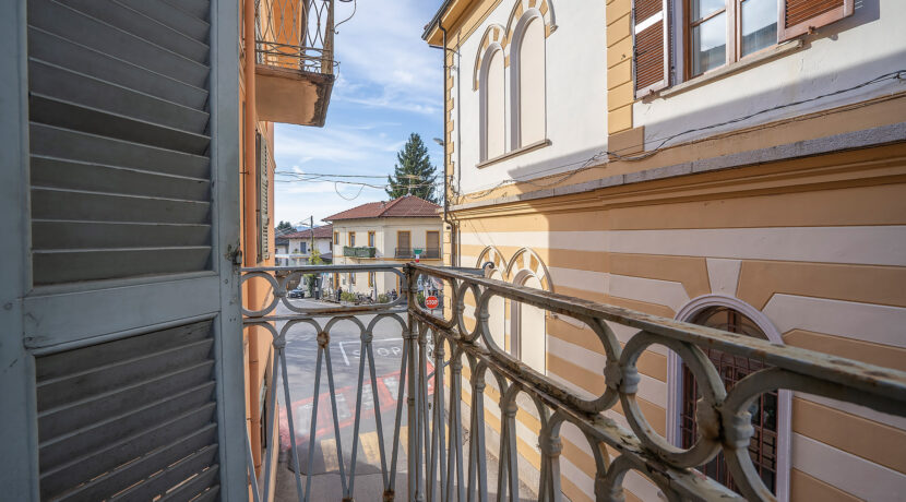 ortalloggi_armeno_casa_negozio9