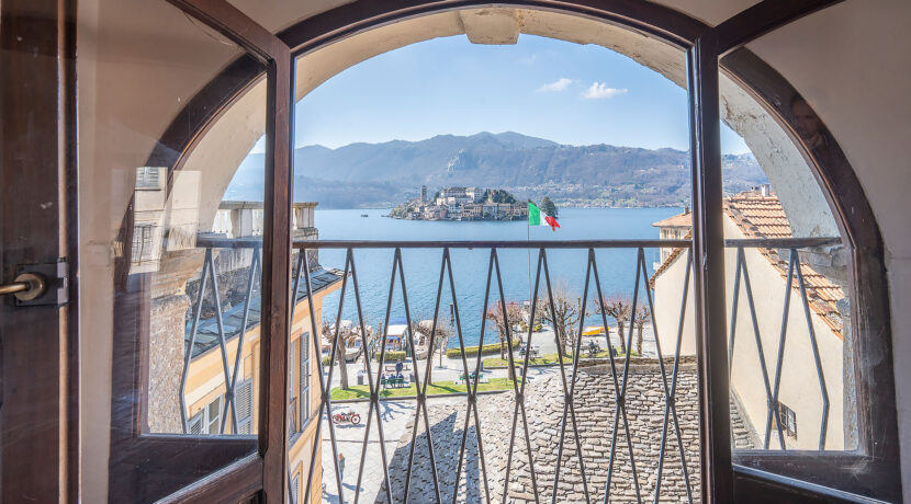 ortalloggi_orta_appartamento_lago (15)