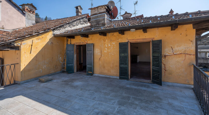 ortalloggi_orta_appartamento_lago (20)