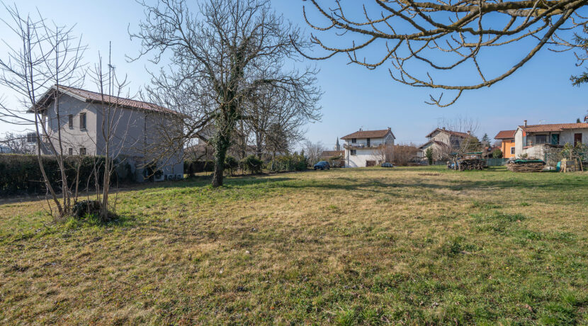 ortalloggi_terreno-edficabile_ameno6