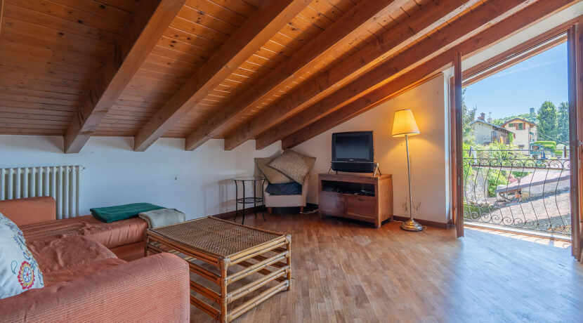 ortalloggi_orta_appartamento_vista10