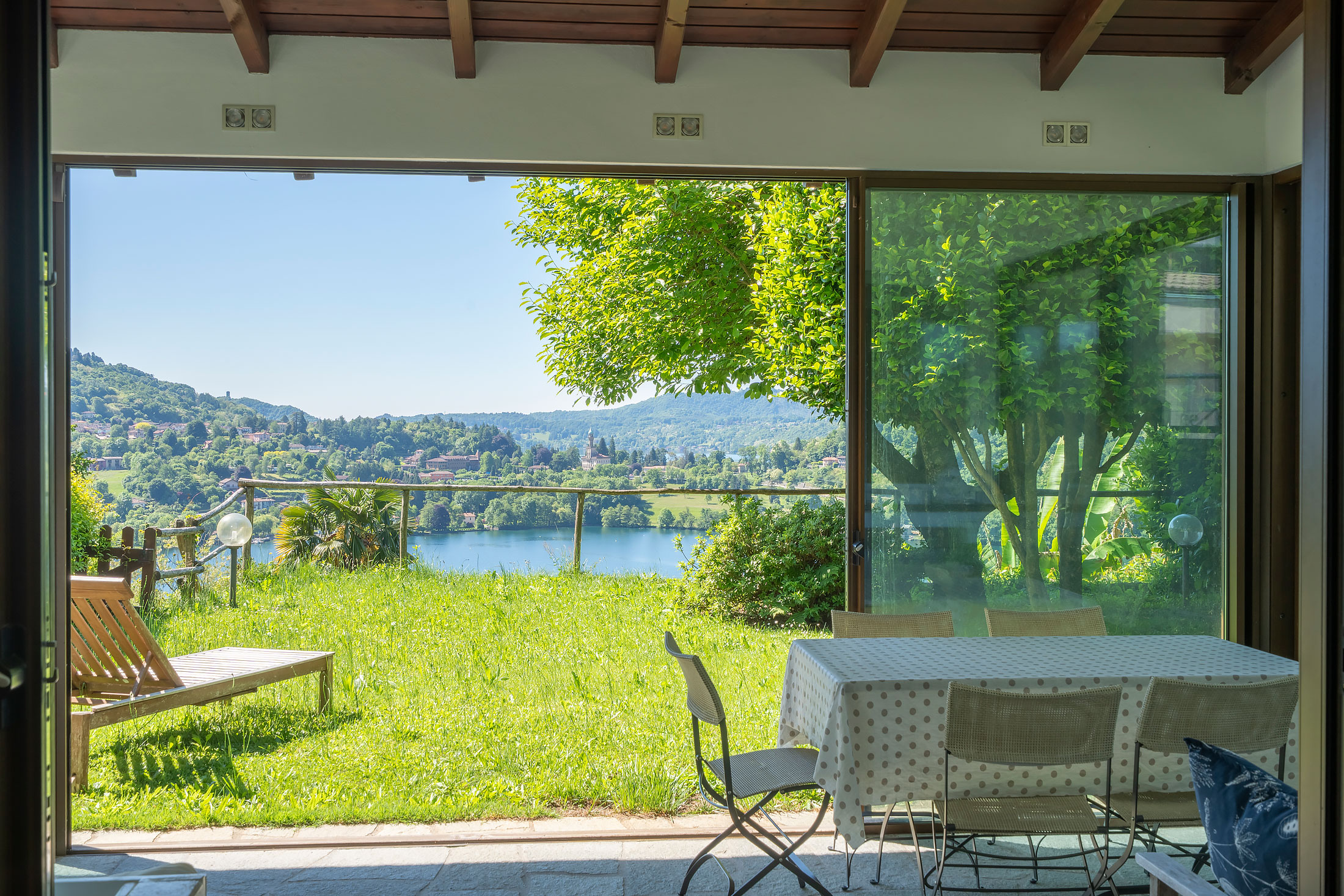 Protetto: MIASINO Appartamento con giardino e vista lago esclusiva
