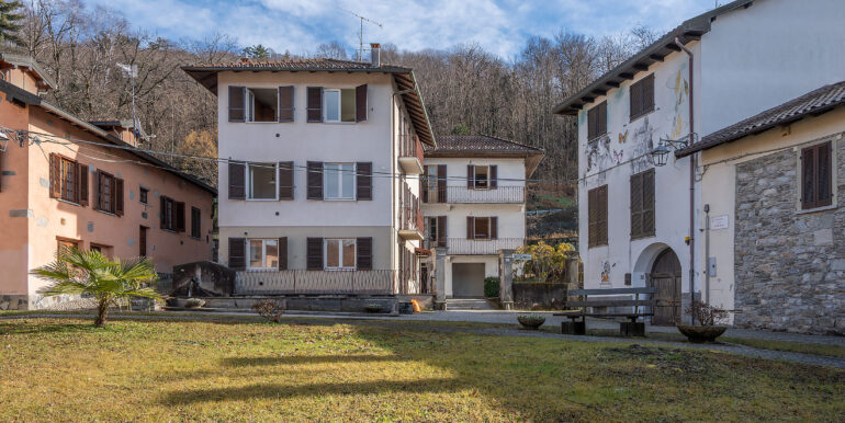 ortalloggi_orta_casa_giardino_bed47