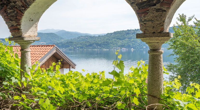 ortalloggi_orta_lago_pascolo54
