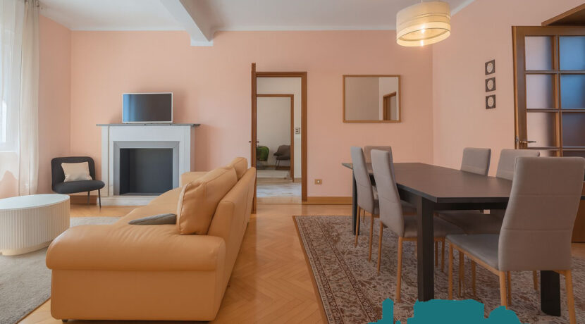 WhatsApp Image 2025-10-04 at 11.45.51 (4)