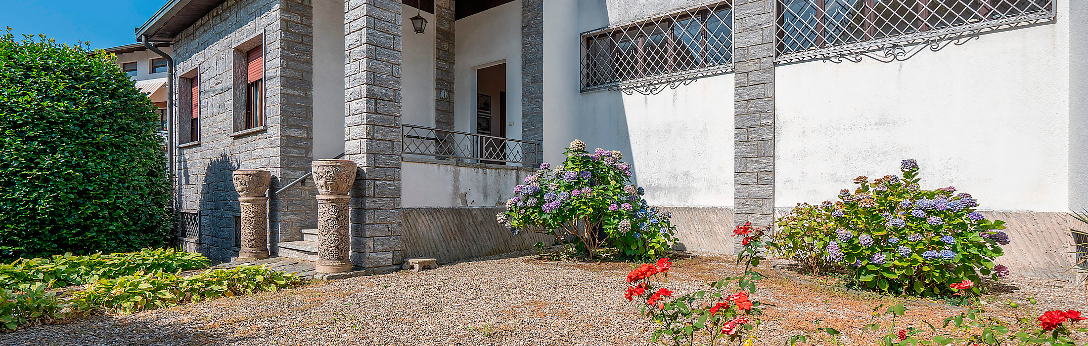 ARMENO – Casa con Giardino Privato, Garage e Ingresso Indipendente