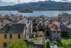 ortalloggi_orta_casa_giardino_lago1