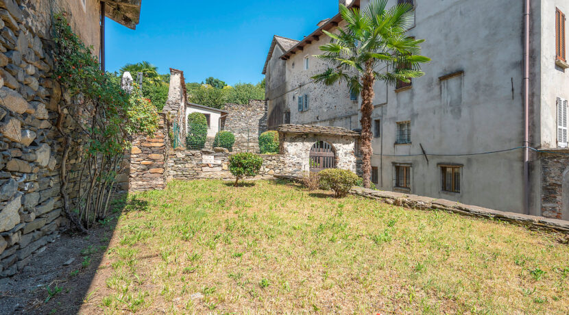 ortalloggi_orta_casa_giardino_lago25