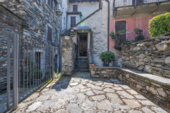 ortalloggi_orta_casa_giardino_lago26