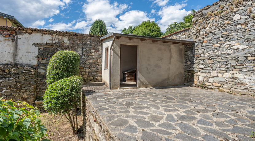 ortalloggi_orta_casa_giardino_lago28