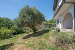ortalloggi_armeno_casa_giardino6