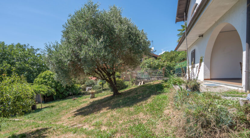 ortalloggi_armeno_casa_giardino6