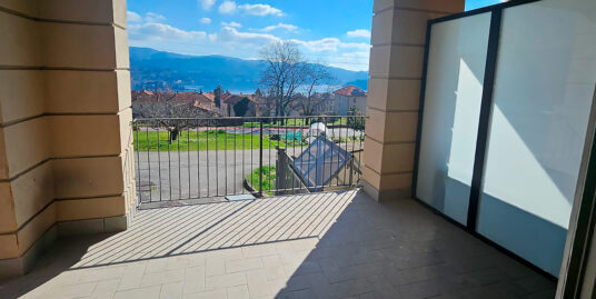 ALZO DI PELLA Splendido appartamento con vista sul Lago d’Orta e sull’Isola di San Giulio