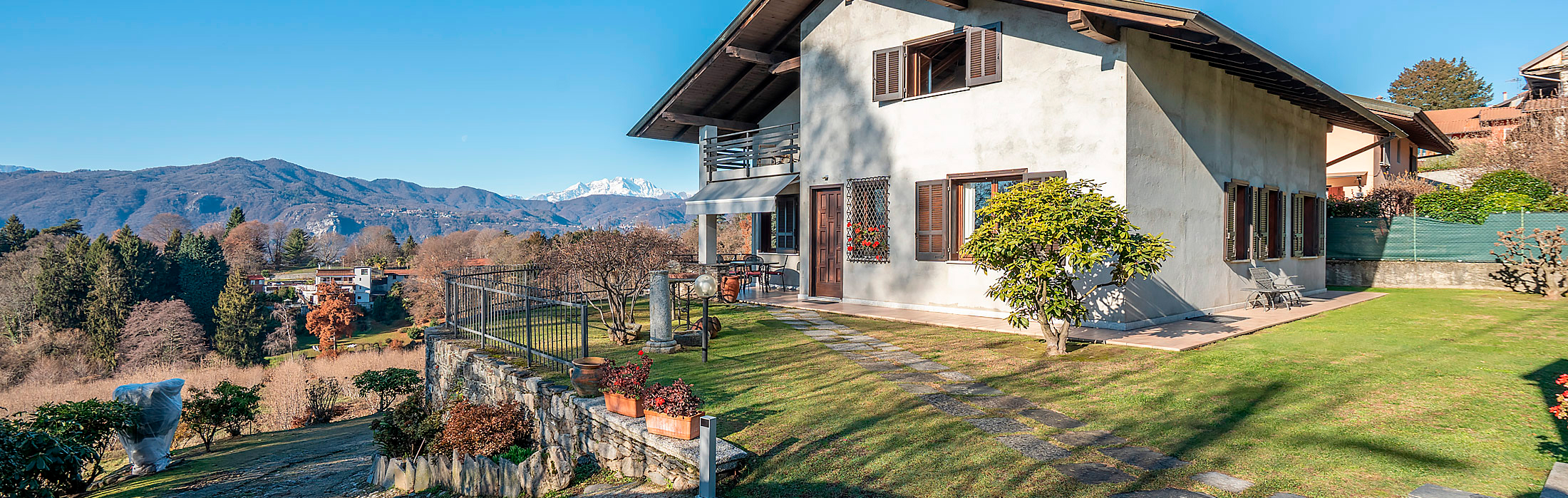 AMENO Villetta con giardino e vista panoramica sul Monte Rosa