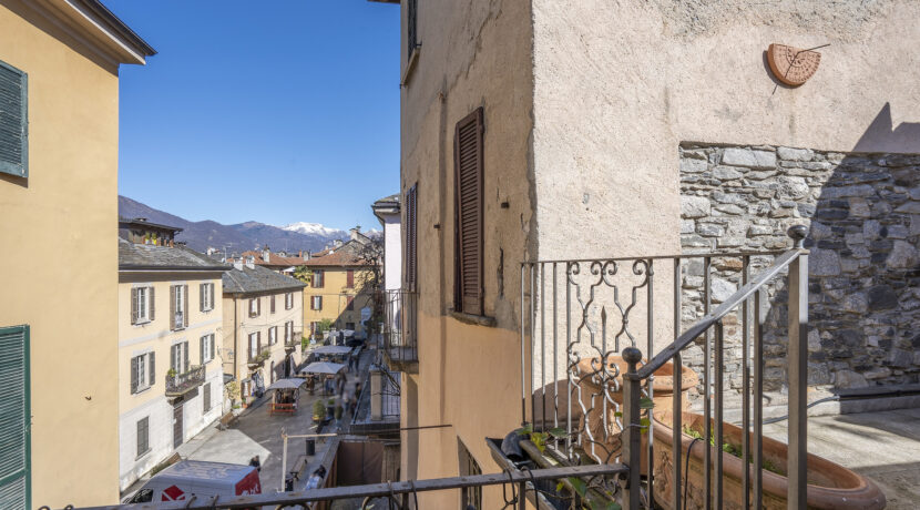 ortalloggi_orta_appartamento_lago_terrazzo24
