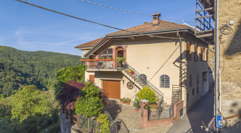 ortalloggi_armeno_casa_autorimessa44