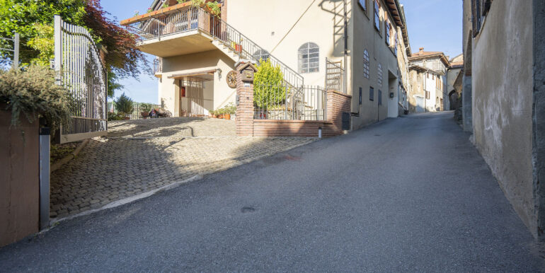 ortalloggi_armeno_casa_autorimessa47