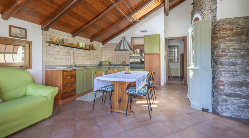 ortalloggi_armeno_casa_autorimessa5