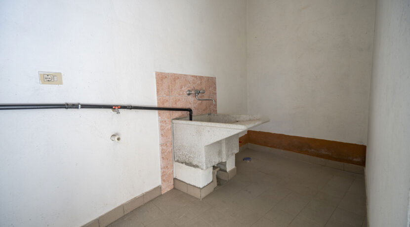 ortalloggi_armeno_casa_autorimessa52
