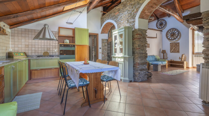 ortalloggi_armeno_casa_autorimessa8