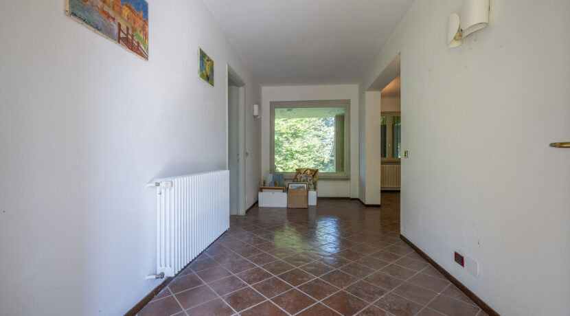 ortalloggi_miasino_villa_piscina_lago1