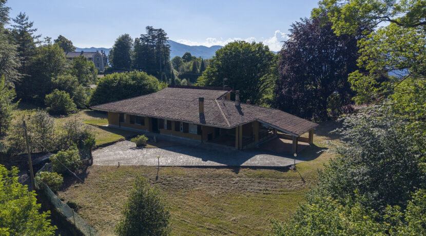 ortalloggi_miasino_villa_piscina_lago22