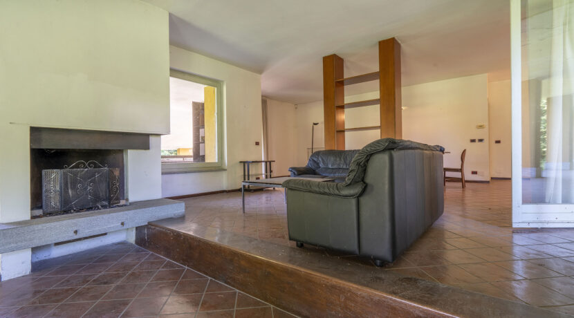 ortalloggi_miasino_villa_piscina_lago5