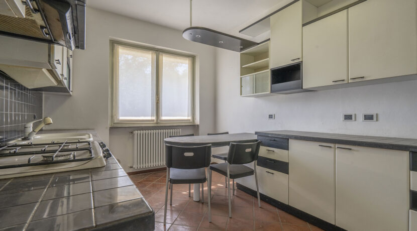 ortalloggi_miasino_villa_piscina_lago8