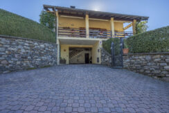 ortalloggi_armeno_casa_giardino1
