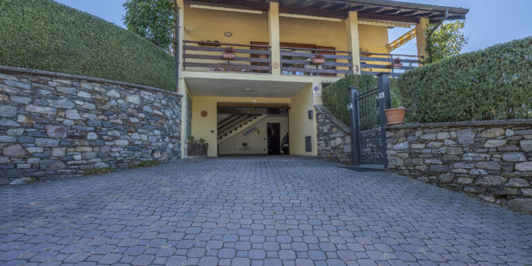 ortalloggi_armeno_casa_giardino1