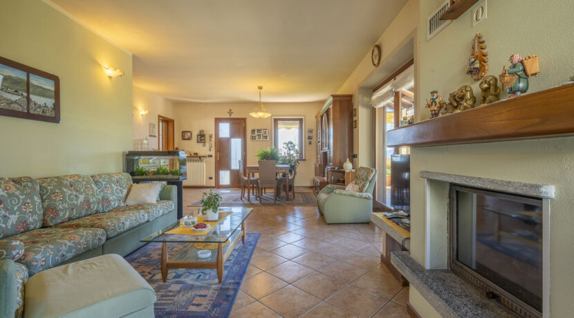 ortalloggi_armeno_casa_giardino10