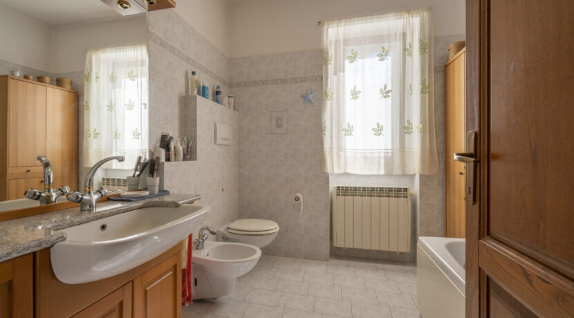 ortalloggi_armeno_casa_giardino14